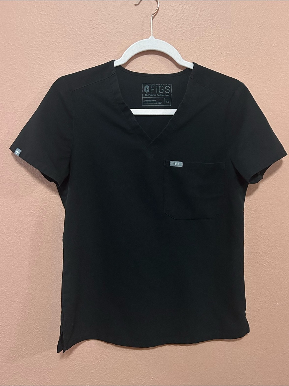 Figs Black Catarina One Pocket Scrub Top